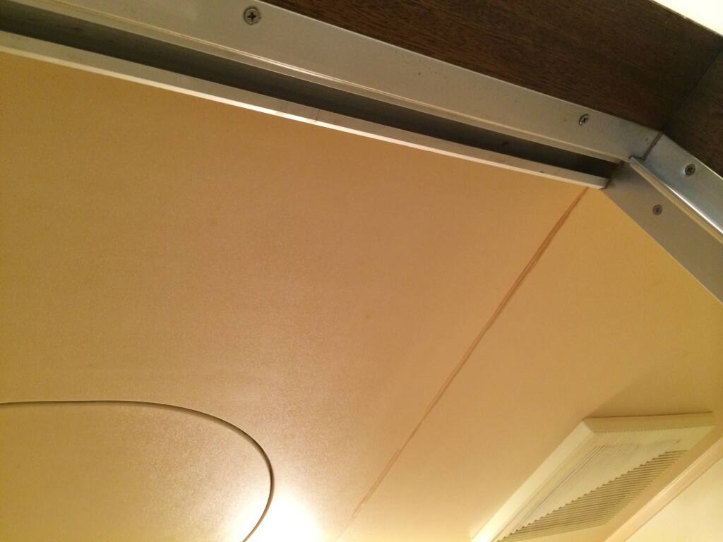 �������j�b�g�o�X�����̉��΂�