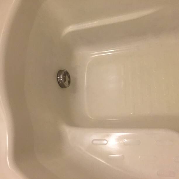 浴槽の黒ずみ