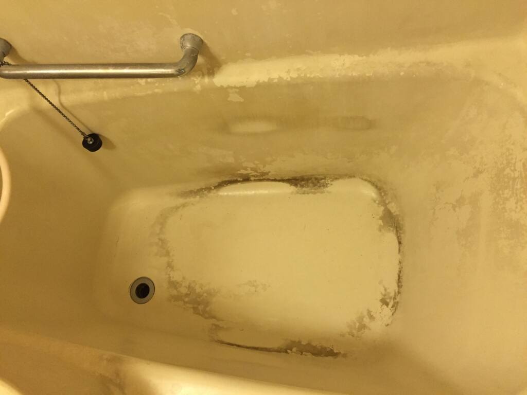 浴槽の黒ずみ